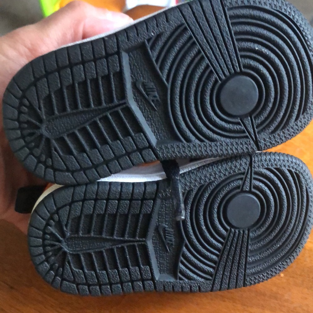 Jordan’s - Picture 4 of 6